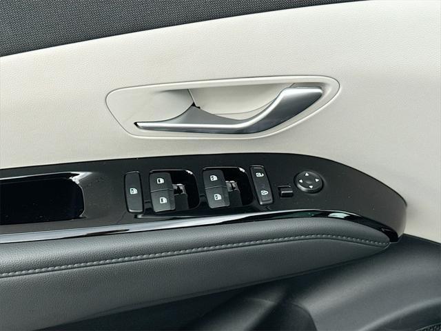used 2024 Hyundai TUCSON Hybrid car, priced at $32,499