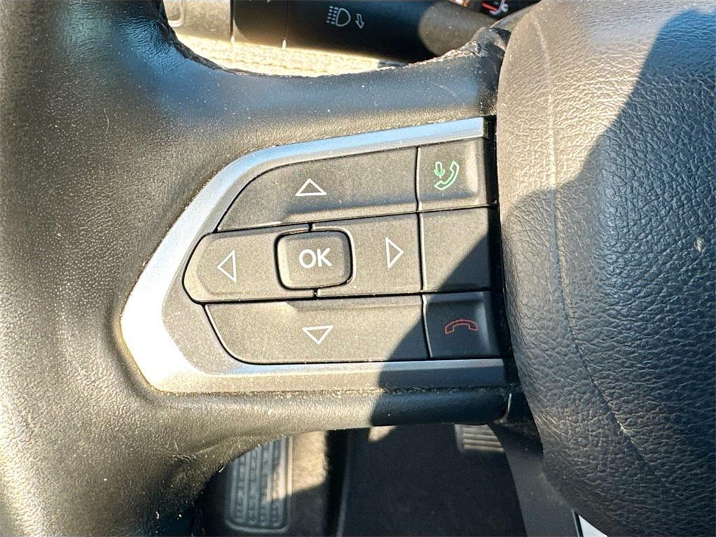 used 2022 Jeep Compass car, priced at $19,399