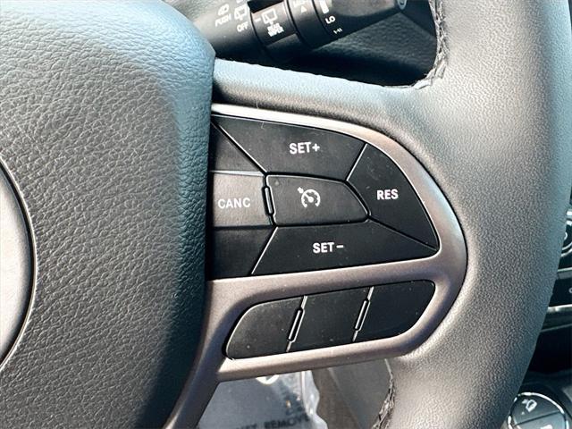 used 2021 Jeep Cherokee car, priced at $24,902
