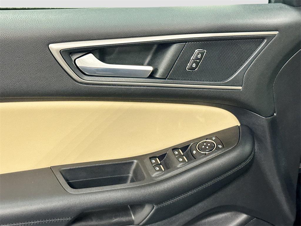 used 2022 Ford Edge car, priced at $28,464