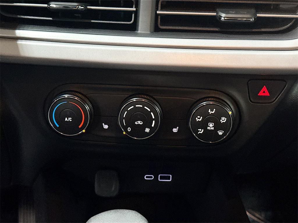 used 2024 Chevrolet Trax car, priced at $20,999