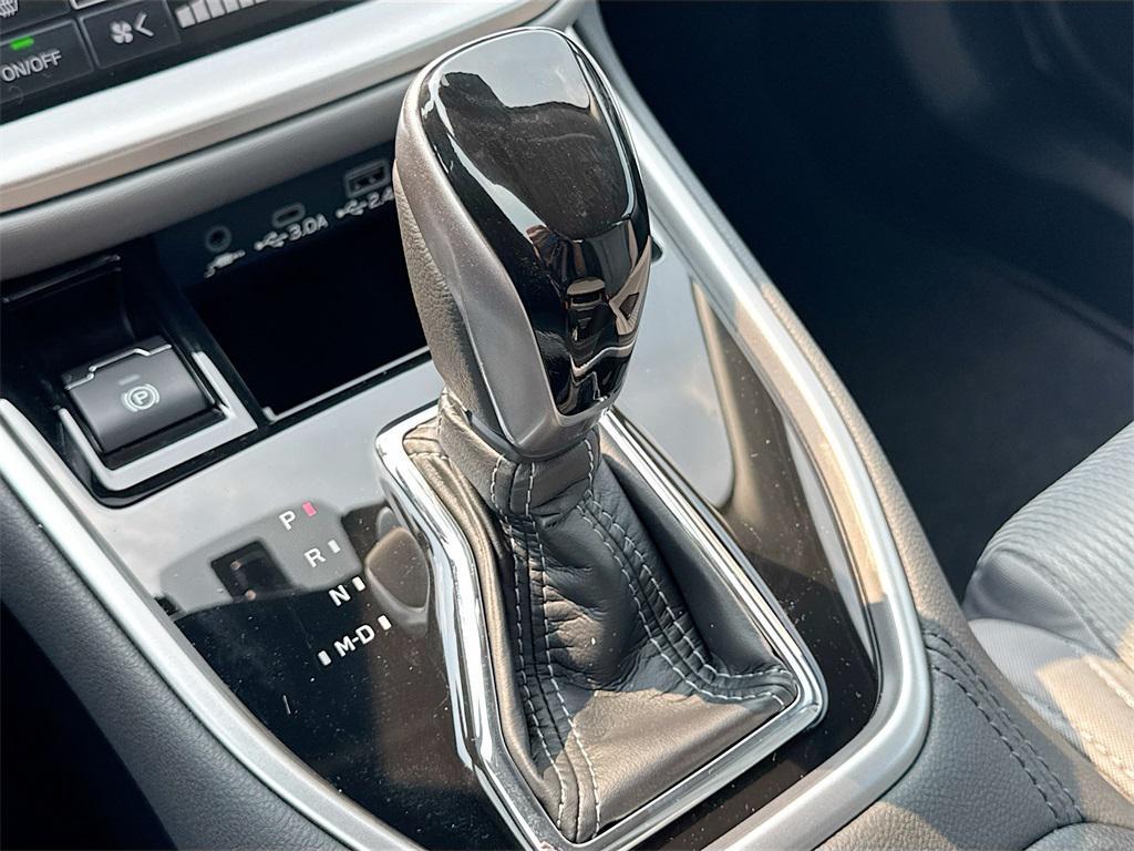 new 2025 Subaru Legacy car, priced at $32,569