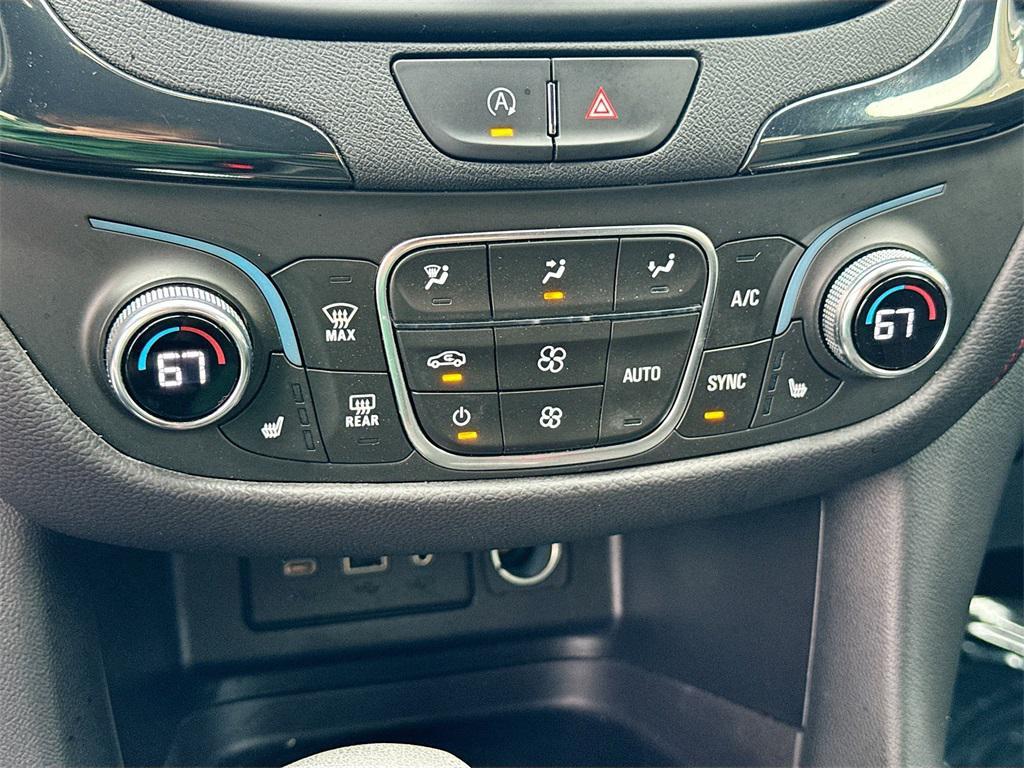 used 2023 Chevrolet Equinox car, priced at $24,229