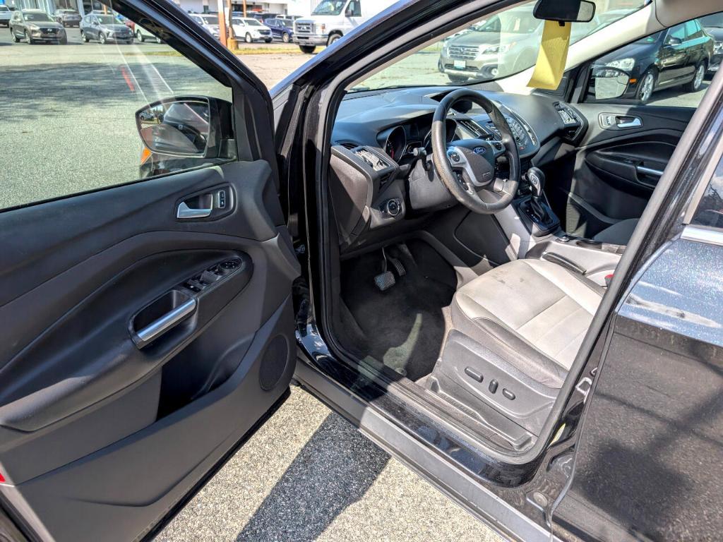 used 2014 Ford Escape car, priced at $10,875