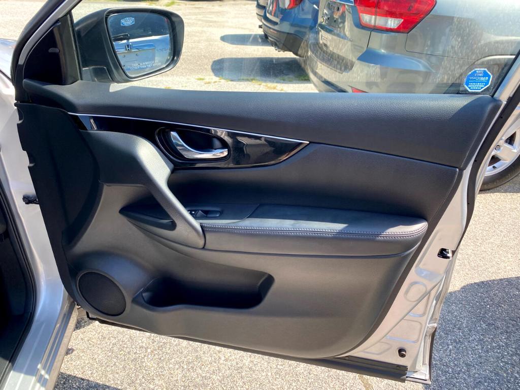 used 2017 Nissan Rogue Sport car, priced at $9,775