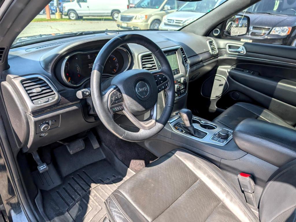 used 2018 Jeep Grand Cherokee car, priced at $17,975