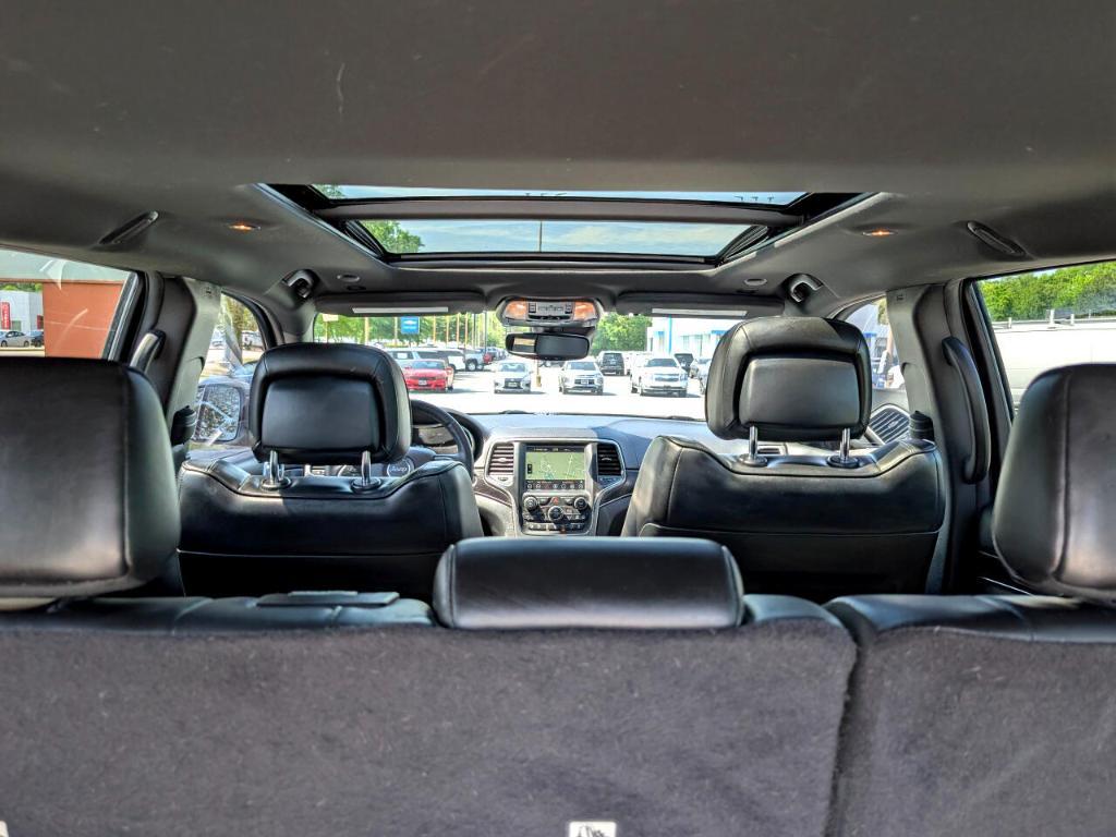 used 2018 Jeep Grand Cherokee car, priced at $17,975