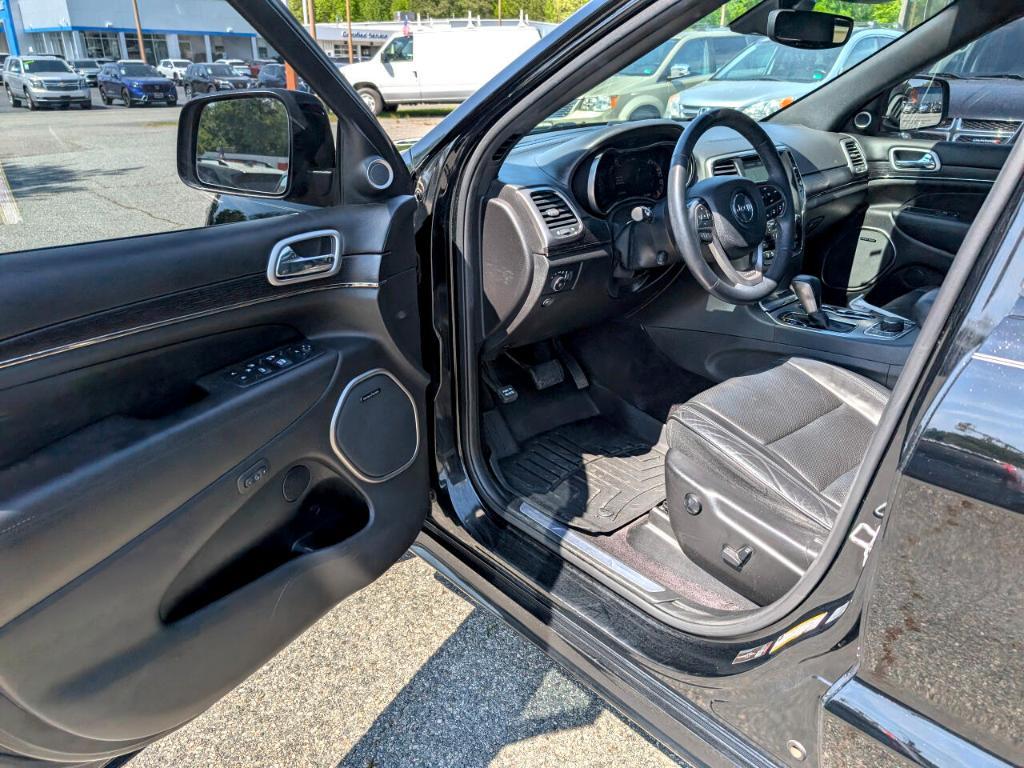 used 2018 Jeep Grand Cherokee car, priced at $17,975