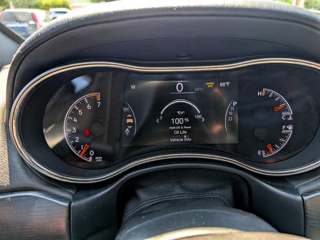 used 2018 Jeep Grand Cherokee car, priced at $17,975