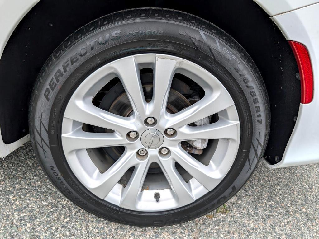 used 2016 Chrysler 200 car, priced at $8,975