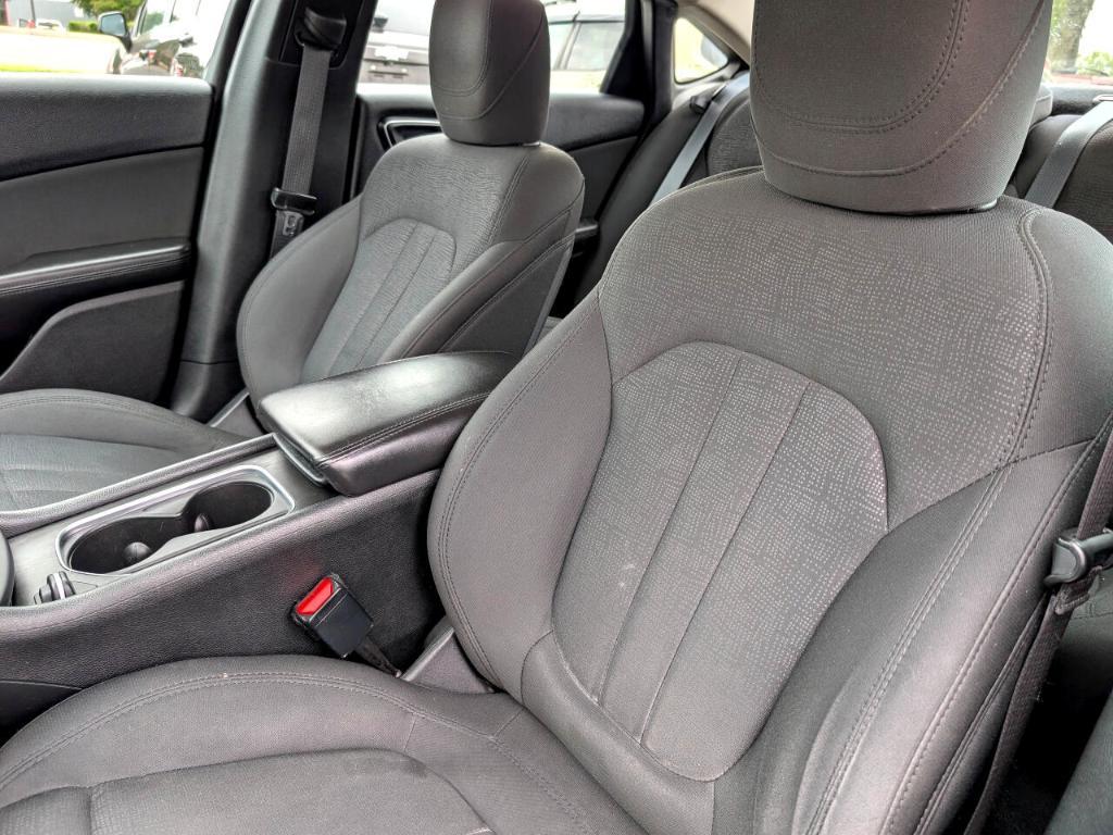 used 2016 Chrysler 200 car, priced at $8,975