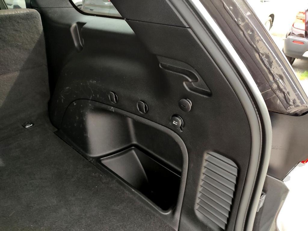 used 2021 Jeep Grand Cherokee car, priced at $24,875