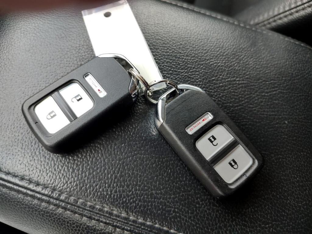 used 2015 Honda CR-V car, priced at $12,875