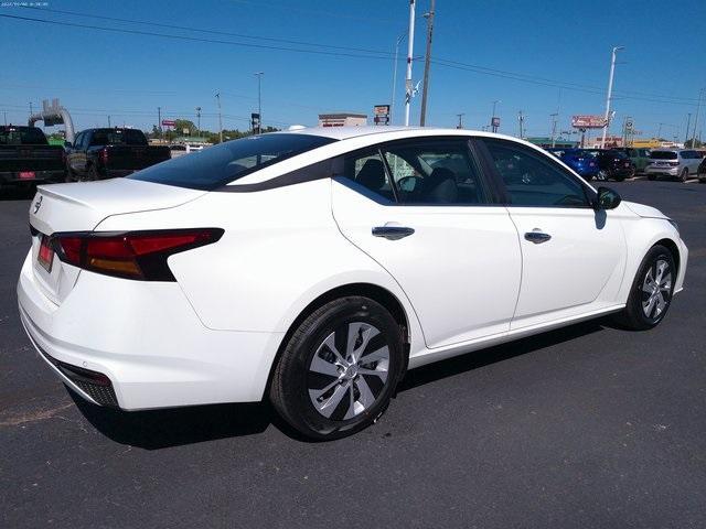 new 2025 Nissan Altima car, priced at $25,452