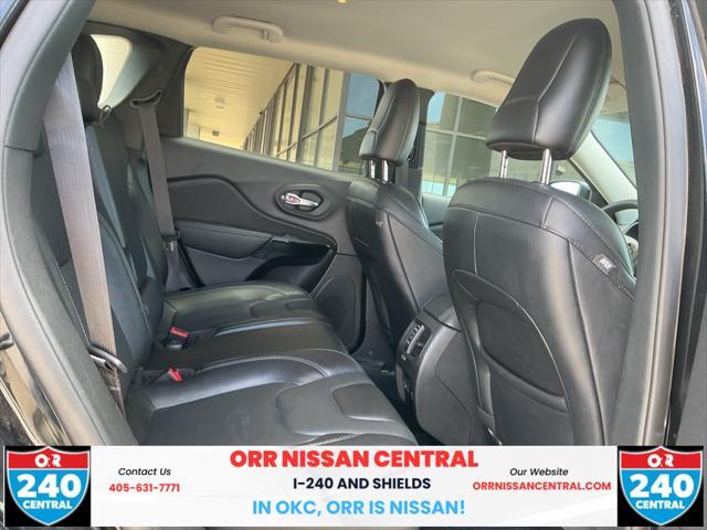 used 2023 Jeep Cherokee car, priced at $22,449