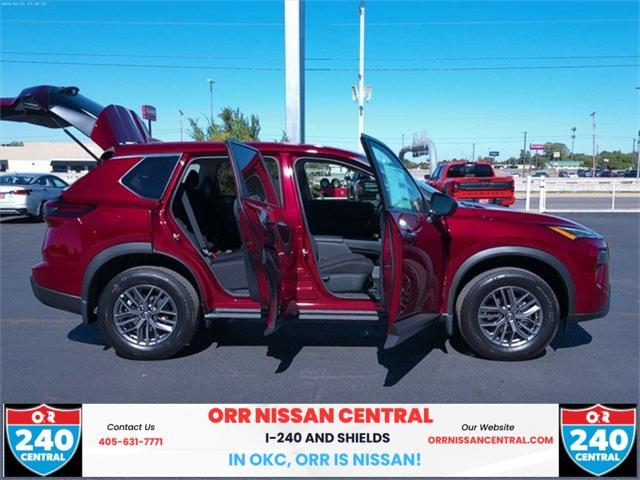 new 2025 Nissan Rogue car, priced at $31,319