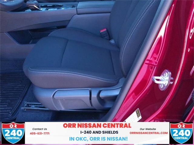 new 2025 Nissan Rogue car, priced at $31,319