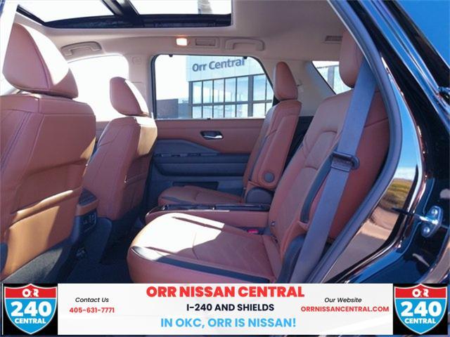 new 2025 Nissan Pathfinder car, priced at $50,560