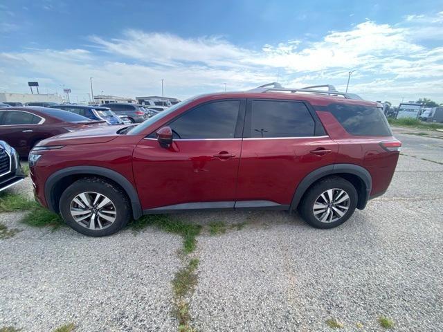 used 2022 Nissan Pathfinder car, priced at $31,552