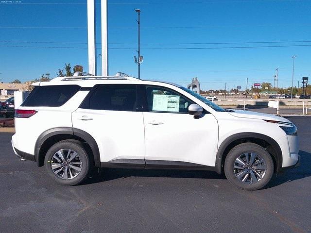 new 2025 Nissan Pathfinder car, priced at $46,035