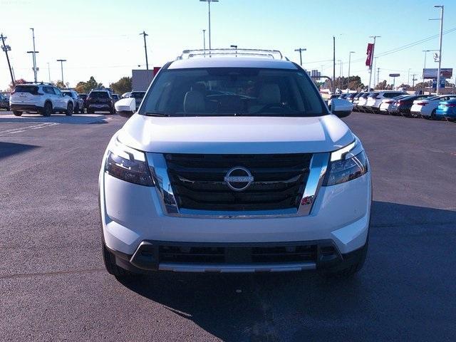 new 2025 Nissan Pathfinder car, priced at $46,035