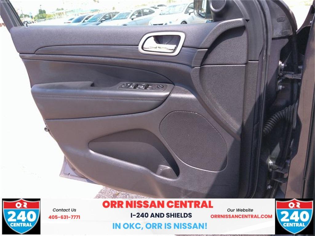 used 2021 Jeep Grand Cherokee car, priced at $22,333