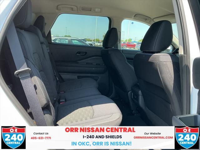 new 2025 Nissan Pathfinder car, priced at $42,315