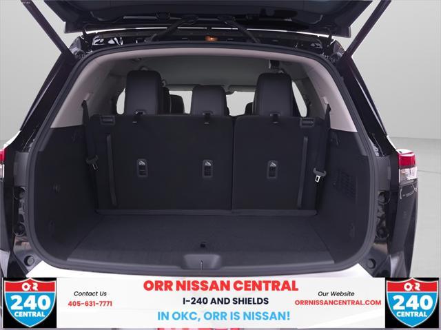 new 2025 Nissan Pathfinder car, priced at $45,746