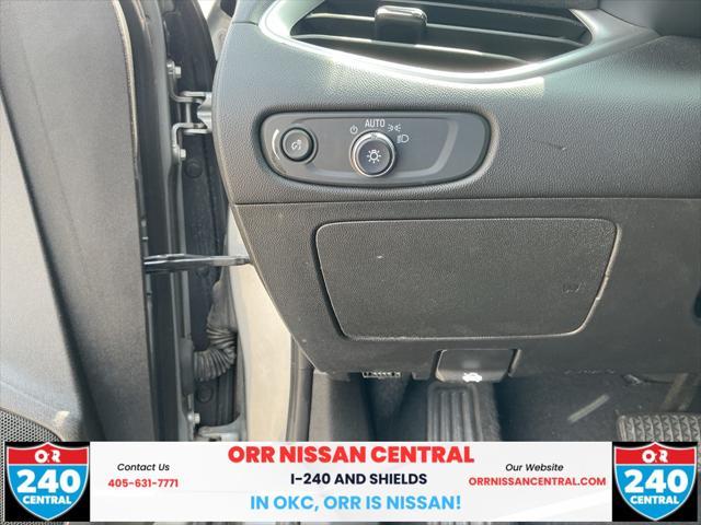 used 2023 Chevrolet Malibu car, priced at $22,117