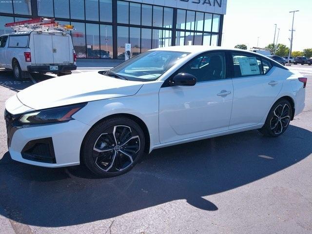 new 2025 Nissan Altima car, priced at $33,100