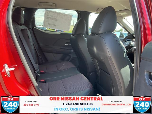 new 2025 Nissan Kicks car, priced at $29,250