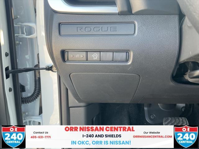 new 2025 Nissan Rogue car, priced at $31,250