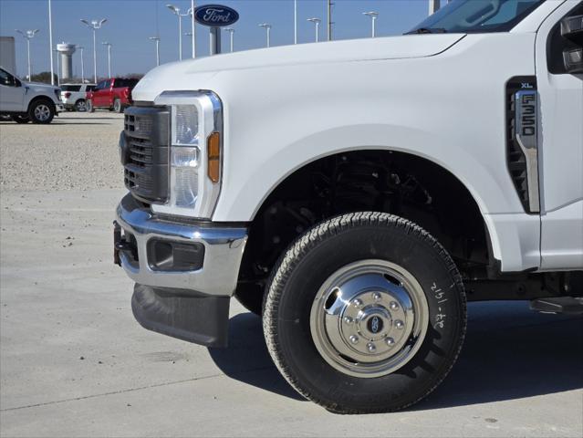 new 2024 Ford F-350 car, priced at $59,560