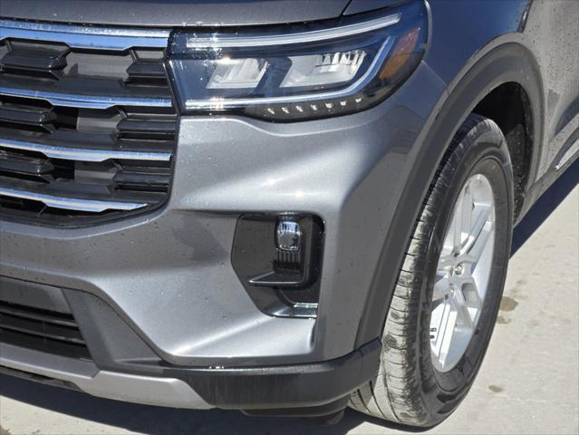 new 2025 Ford Explorer car, priced at $41,485