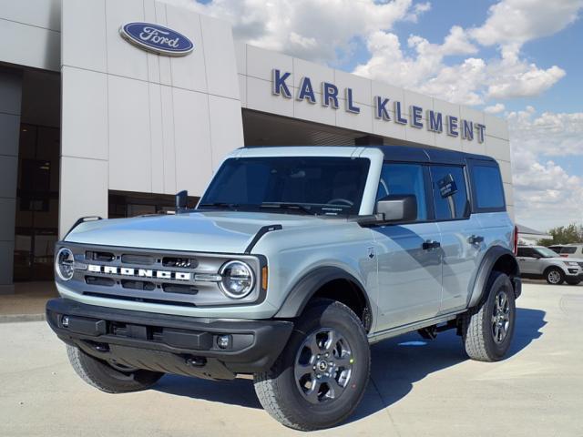 new 2024 Ford Bronco car, priced at $43,606