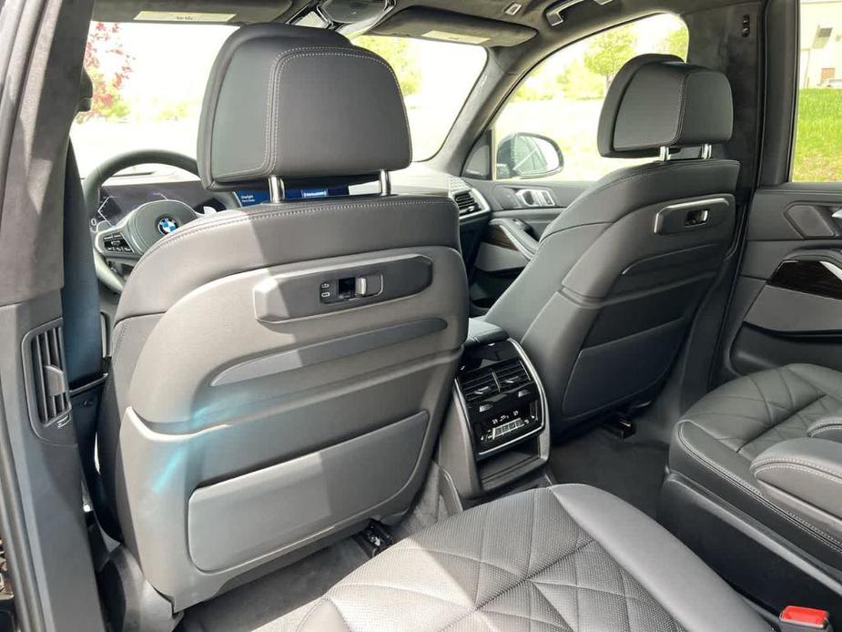new 2025 BMW X7 car, priced at $98,950