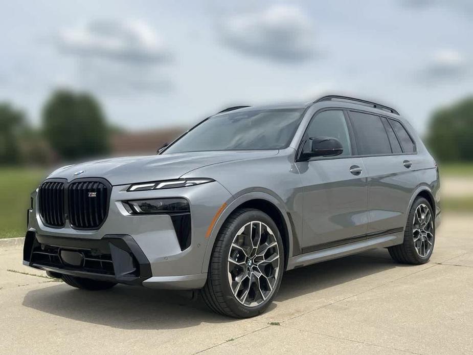 new 2025 BMW X7 car, priced at $123,505