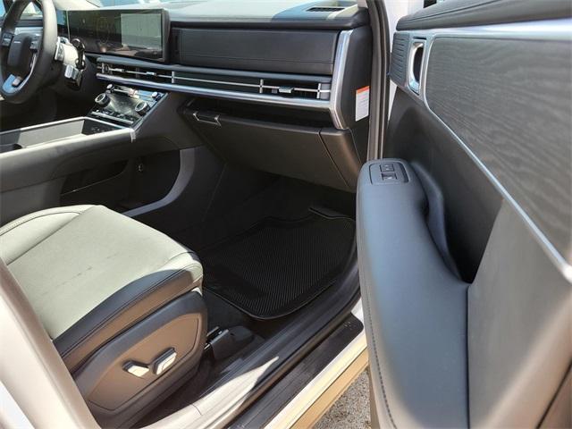 new 2025 Hyundai SANTA FE HEV car, priced at $44,805