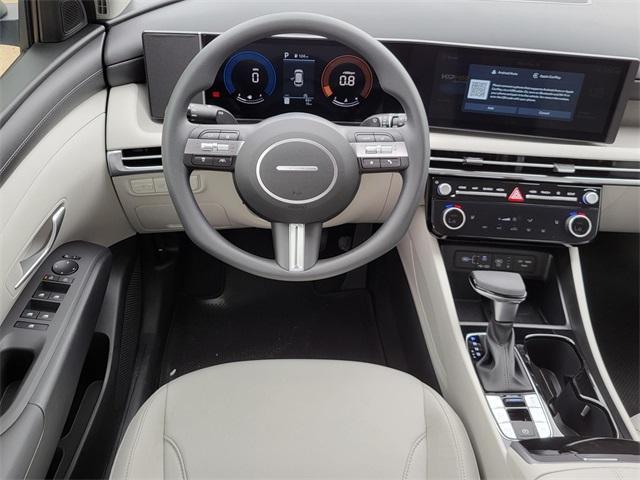 new 2025 Hyundai Tucson car, priced at $27,535