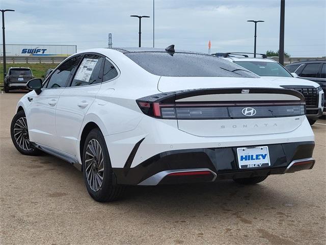 new 2025 Hyundai Sonata Hybrid car, priced at $35,428