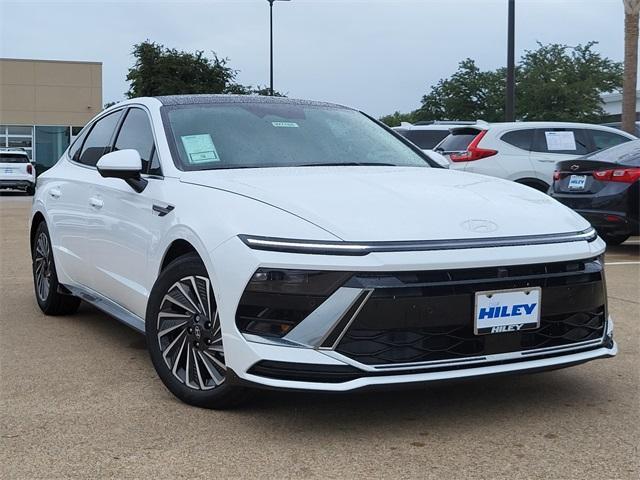 new 2025 Hyundai Sonata Hybrid car, priced at $35,428
