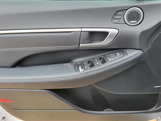 new 2025 Hyundai Sonata Hybrid car, priced at $35,428