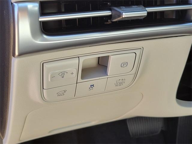 new 2026 Hyundai TUCSON Hybrid car, priced at $31,528