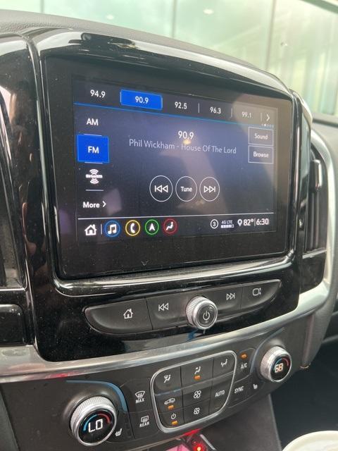used 2021 Chevrolet Traverse car, priced at $22,991