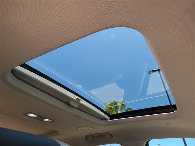 used 2021 Chevrolet Traverse car, priced at $22,291
