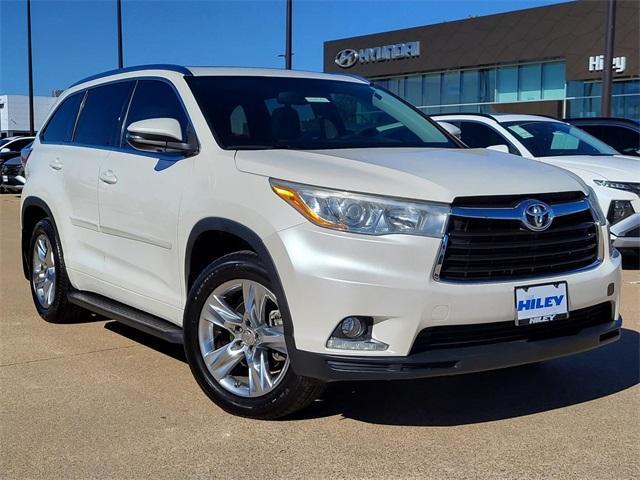 used 2015 Toyota Highlander car, priced at $13,898