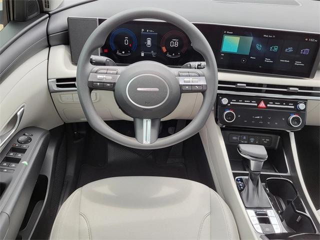 new 2025 Hyundai Tucson car, priced at $27,645