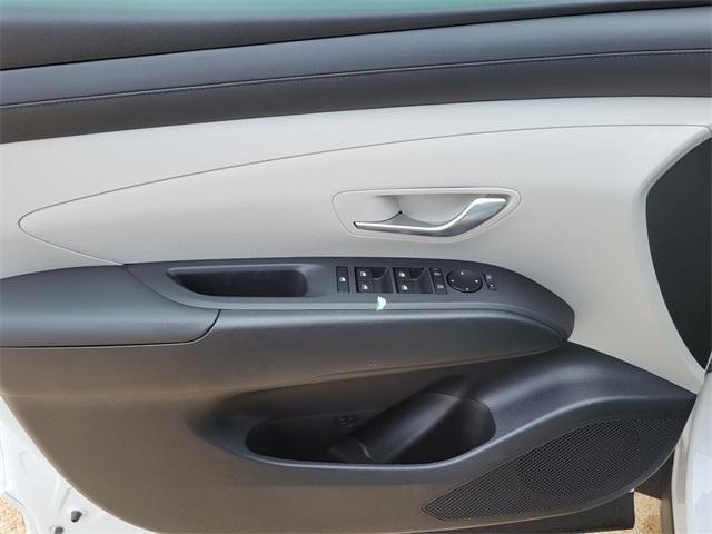new 2025 Hyundai Tucson car, priced at $27,645