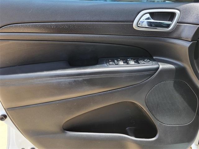 used 2017 Jeep Grand Cherokee car, priced at $16,540