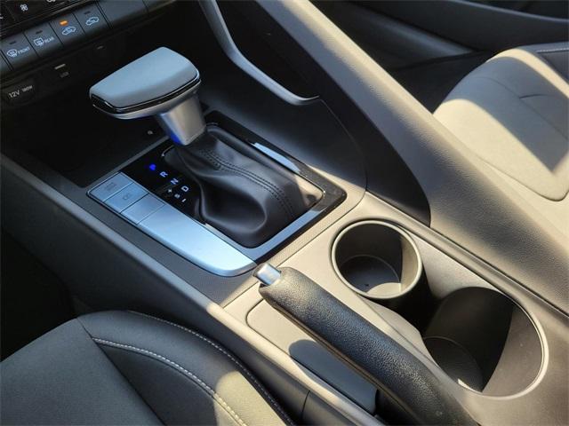 new 2025 Hyundai Elantra car, priced at $20,591
